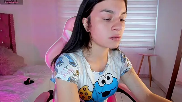 Jade rey  online show from 10.03.25