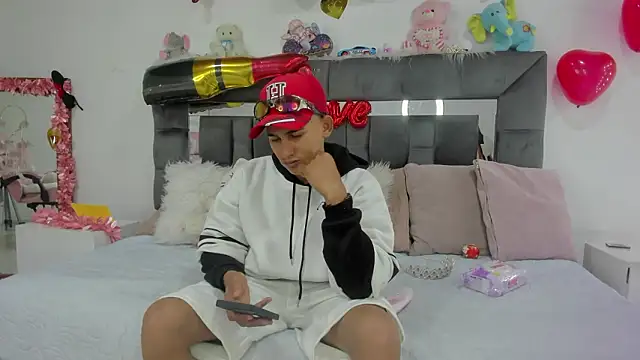 Jade rey  online show from 02.12.26