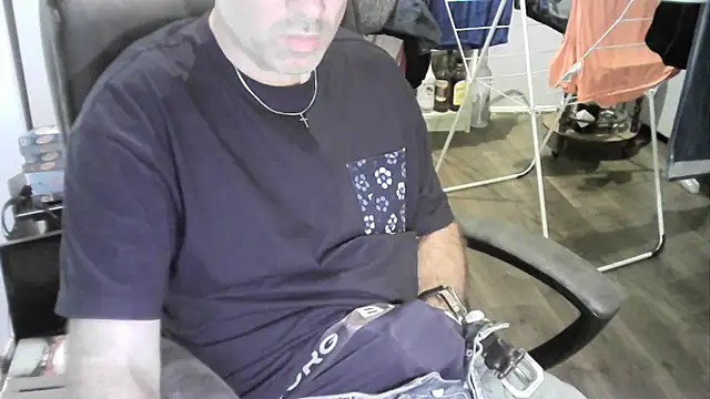 Chrisprngr online show from 09.12.25