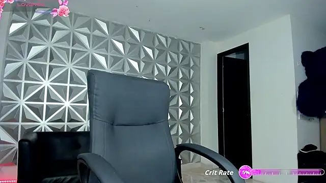 hellen tease online show from 10.18.25