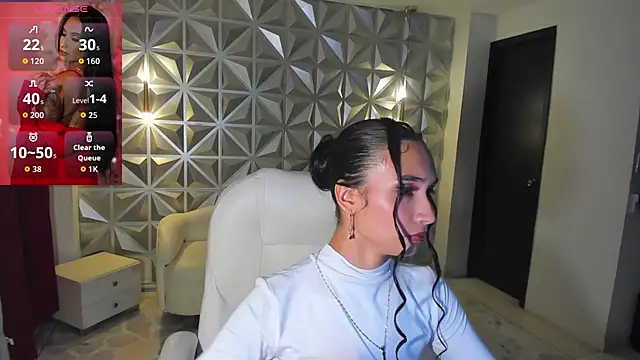 Snapshot of hellen_tease chatting on 06.10.26 hellen tease online show from 06.10.26