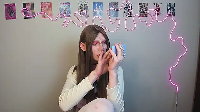 yoi mika online show from 11.28.25