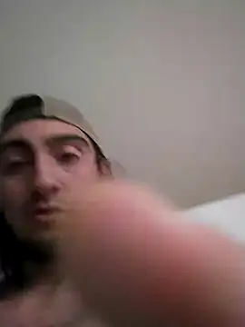 Snapshot of salmonman1305 chatting on 11.06.25 salmonman1305 online show from 11.06.25