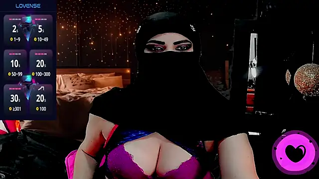 SultanaLayla online show from 11.20.25