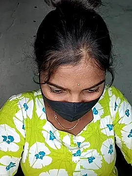 Snapshot of Sridevitelugu chatting on 11.29.25 Sridevitelugu online show from 11.29.25