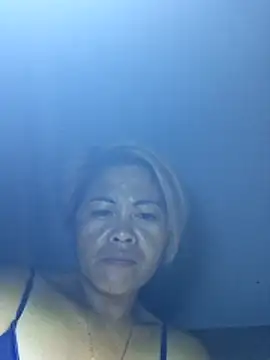 hottie dolly online show from 12.14.25