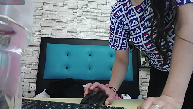 maily can online show from 09.19.25