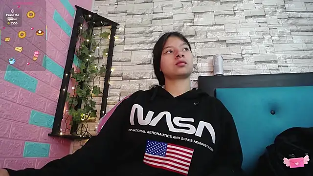 maily can online show from 11.12.25