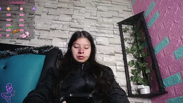 maily can online show from 12.15.25