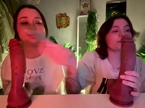 MoonIvy  online show from 01.10.26