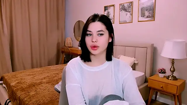 lil angel  online show from 02.02.26