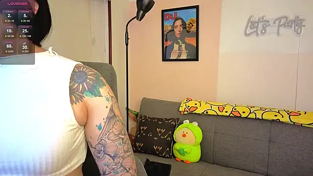 SujannaVarma  online show from 11.26.25