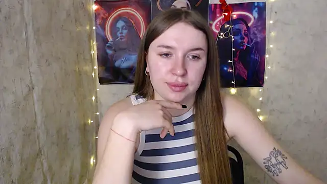 JuliaTopp  online show from 03.13.26