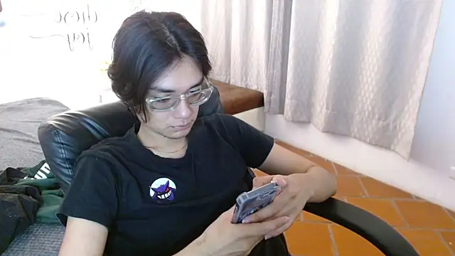 Snapshot of davoxer chatting on 09.24.25 davoxer online show from 09.24.25