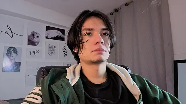 Snapshot of davoxer chatting on 12.05.25 davoxer online show from 12.05.25