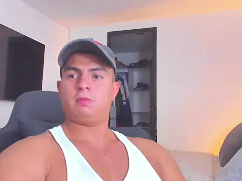 Snapshot of RJBarto chatting on 09.24.25 RJBarto online show from 09.24.25