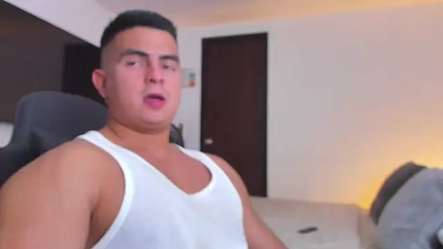 Snapshot of RJBarto chatting on 09.27.25 RJBarto online show from 09.27.25