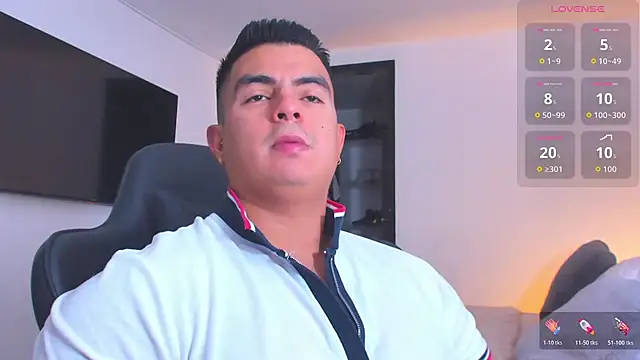 Snapshot of RJBarto chatting on 10.25.25 RJBarto online show from 10.25.25