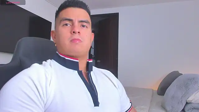 Snapshot of RJBarto chatting on 11.20.25 RJBarto online show from 11.20.25