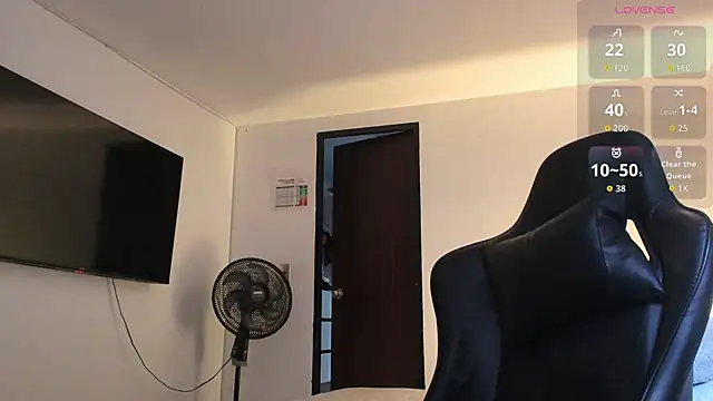 Snapshot of RJBarto chatting on 12.13.25 RJBarto online show from 12.13.25