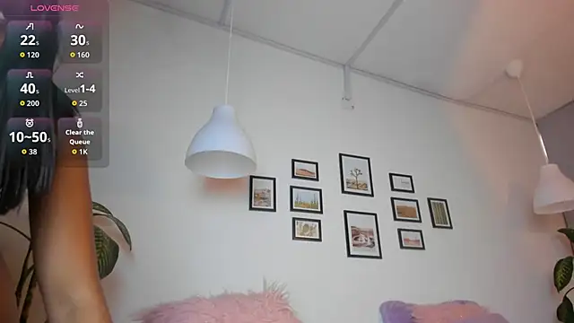 Coco joness online show from 11.28.25