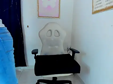 Masterblue hot online show from 03.17.26