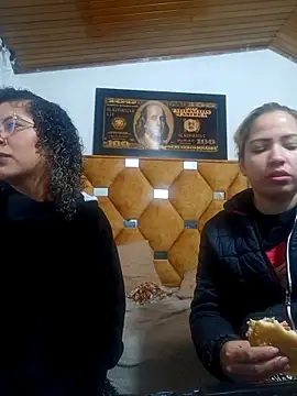 Snapshot of CATTALINAHOT chatting on 02.18.26 CATTALINAHOT online show from 02.18.26