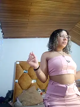 Snapshot of CATTALINAHOT chatting on 03.20.26 CATTALINAHOT online show from 03.20.26