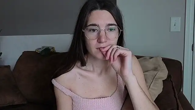 Snapshot of bambifarrina chatting on 03.06.26 bambifarrina online show from 03.06.26