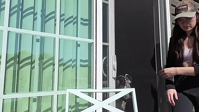 Snapshot of bambifarrina chatting on 03.09.26 bambifarrina online show from 03.09.26