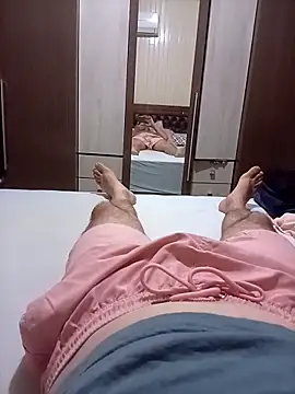 Snapshot of Gustavo198045 chatting on 03.11.26 Gustavo198045 online show from 03.11.26