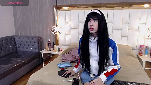 Foxxy Doll online show from 09.24.25