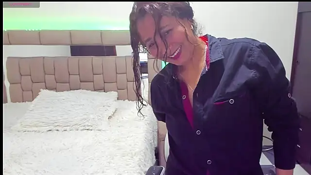 gabrielaponce11 online show from 10.15.25