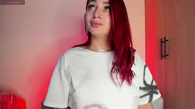 Snapshot of scarlett_Collinss chatting on 09.27.25 scarlett Collinss online show from 09.27.25
