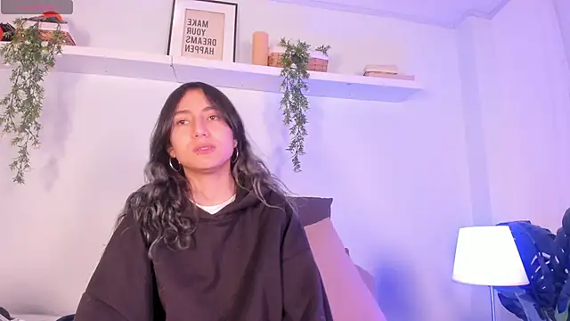 Vampgyal online show from 11.18.25