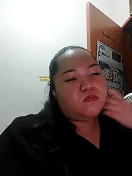 Snapshot of LianaCruzado chatting on 05.08.26 LianaCruzado online show from 05.08.26