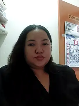 Snapshot of LianaCruzado chatting on 05.15.26 LianaCruzado online show from 05.15.26