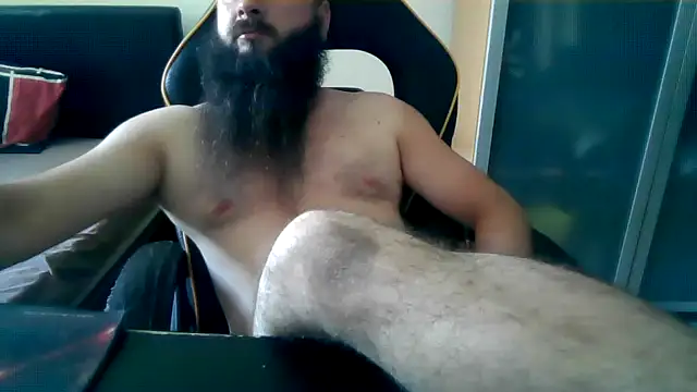Snapshot of LondonMan1988 chatting on 07.16.26 LondonMan1988 online show from 07.16.26