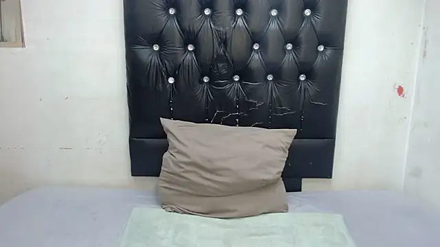 GlowGoddessxx online show from 07.26.26