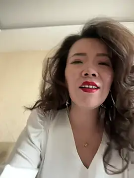 anna yngs online show from 06.07.26