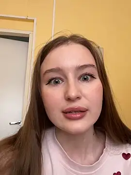 Snapshot of Mary_Sensory chatting on 03.09.26 Mary Sensory online show from 03.09.26