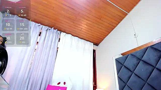 Snapshot of Lena_Bdsm chatting on 09.30.25 Lena Bdsm online show from 09.30.25