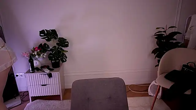 Angell Wild online show from 05.20.26