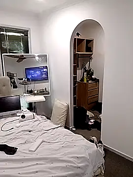 iamthepublickmasterbater online show from 10.15.25