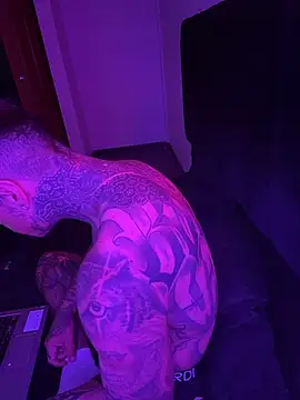 Snapshot of Buitrago_98 chatting on 09.18.25 Buitrago 98 online show from 09.18.25