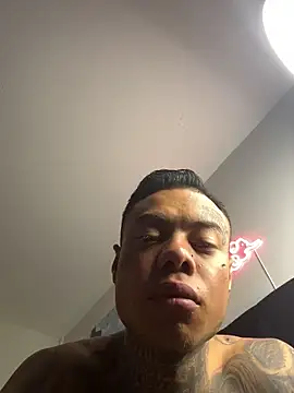 Snapshot of Buitrago_98 chatting on 09.19.25 Buitrago 98 online show from 09.19.25