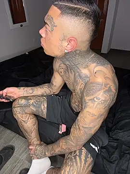 Snapshot of Buitrago_98 chatting on 09.22.25 Buitrago 98 online show from 09.22.25