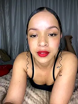 Yasmin777  online show from 11.08.25