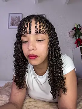Yasmin777  online show from 04.24.26