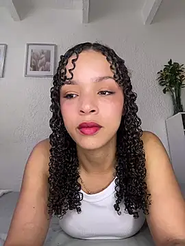 Yasmin777  online show from 06.06.26